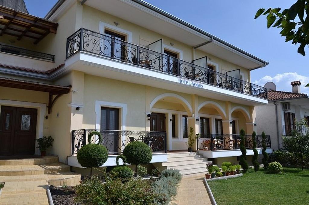 Hotel Gogos กาลัมปากา ภายนอก รูปภาพ
